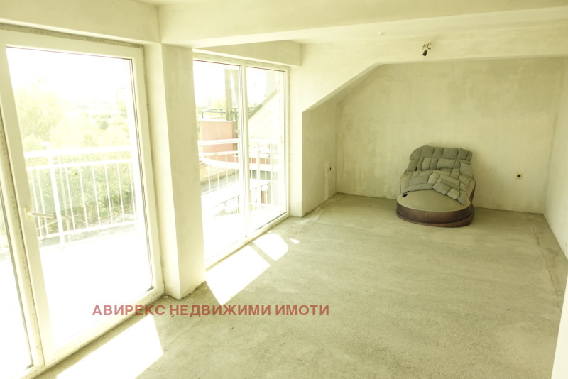 Na prodej  2 ložnice Chaskovo , Orfej , 109 m2 | 55335404