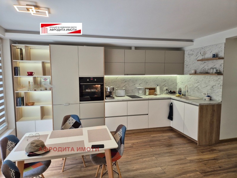 Продава 3-СТАЕН, град Стара Загора, Център • 150000 € / 293374.50 лв. • 99554543 1