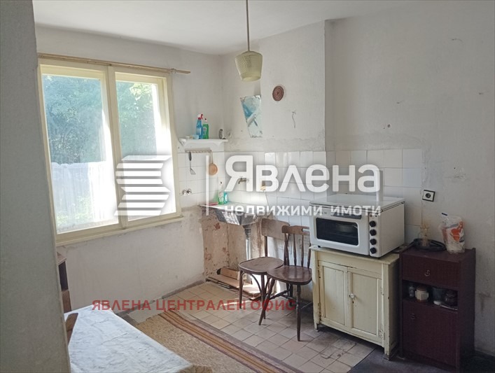 Продава КЪЩА, с. Долни Окол, област София област, снимка 5 - Къщи - 53501375