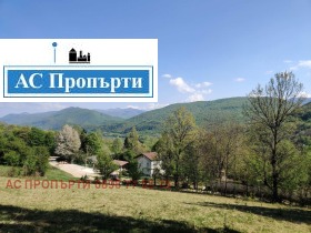 Plot Etropole, region Sofia 8