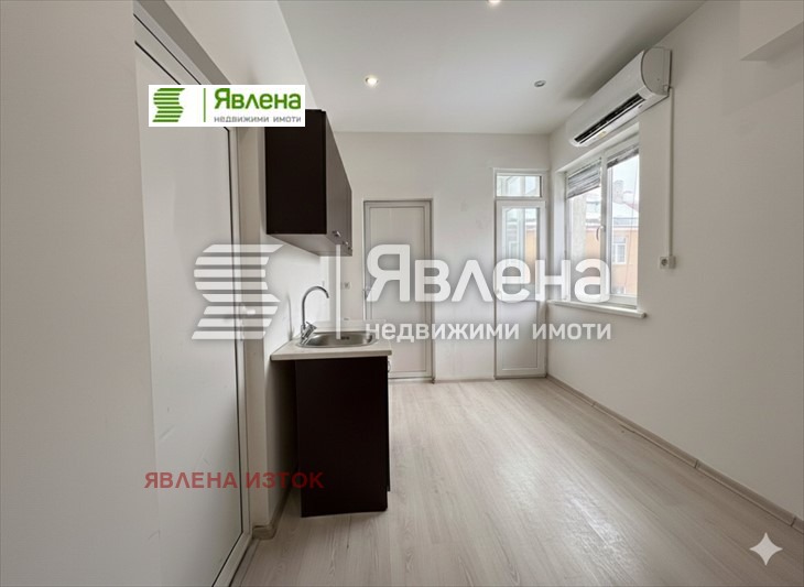 Продава 3-СТАЕН, гр. София, Център