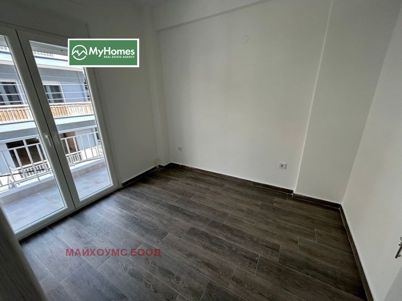 Продава 4-СТАЕН, Извън страната, област Извън страната, снимка 3 - Апартаменти - 50651493