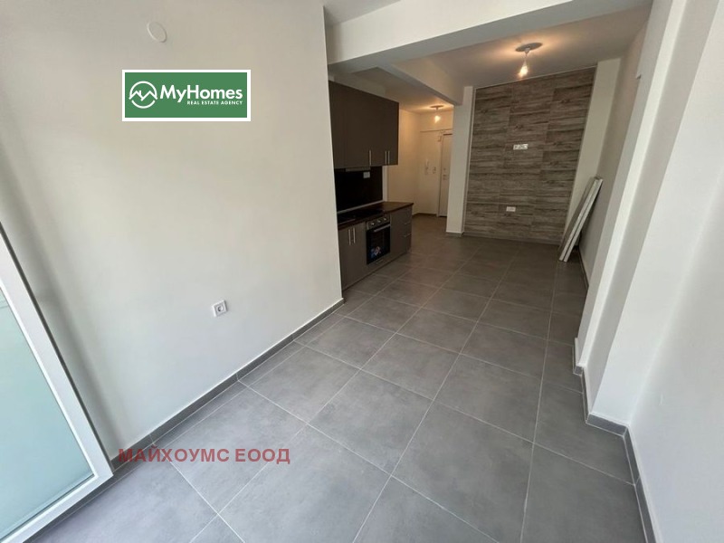 Продава 4-СТАЕН, Извън страната, област Извън страната, снимка 4 - Апартаменти - 50651493