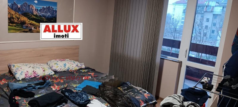 Продава 4-СТАЕН, гр. Русе, Чародейка - Юг, снимка 8 - Апартаменти - 52895311