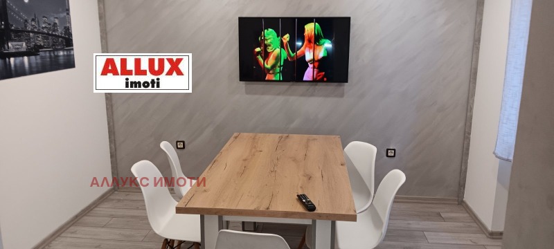 Продава 4-СТАЕН, гр. Русе, Чародейка - Юг, снимка 5 - Апартаменти - 52895311