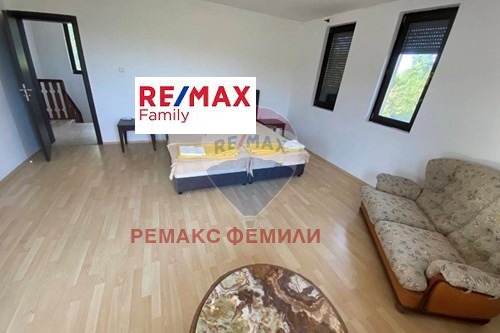 Продава КЪЩА, с. Юнец, област Варна, снимка 6 - Къщи - 47427033