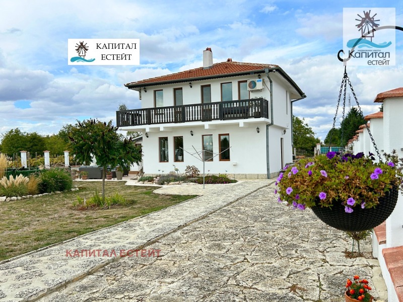 Продава КЪЩА, с. Царичино, област Добрич