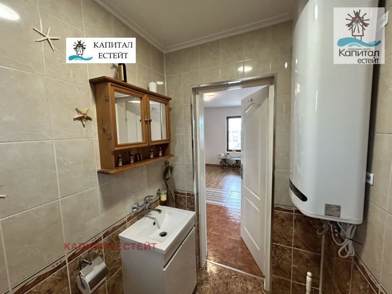 Продава КЪЩА, с. Царичино, област Добрич, снимка 8 - Къщи - 53155023