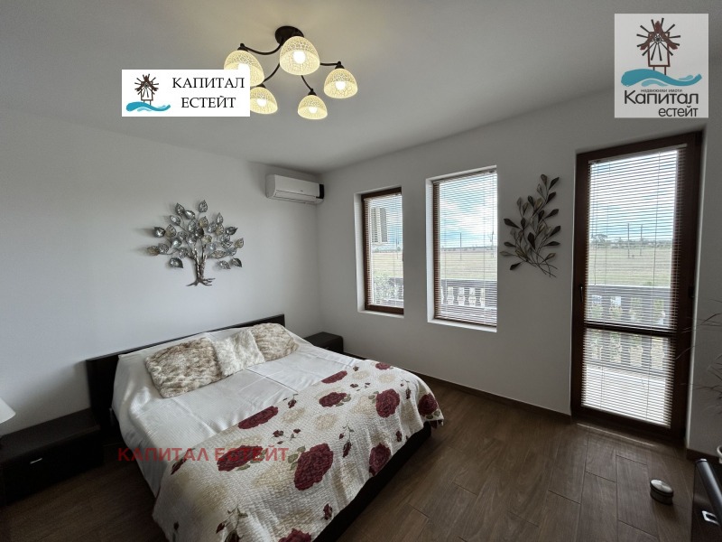 Продава КЪЩА, с. Царичино, област Добрич, снимка 11 - Къщи - 53155023