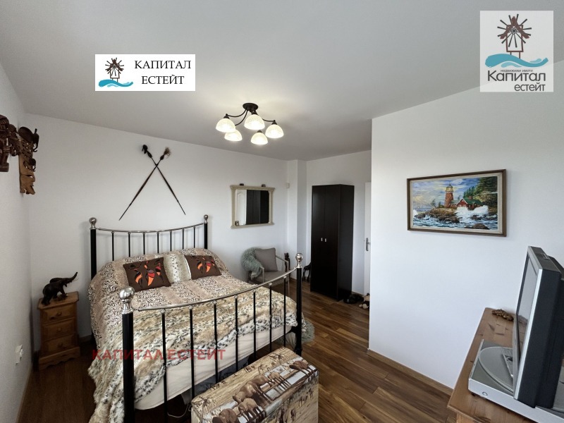 Продава КЪЩА, с. Царичино, област Добрич, снимка 15 - Къщи - 53155023