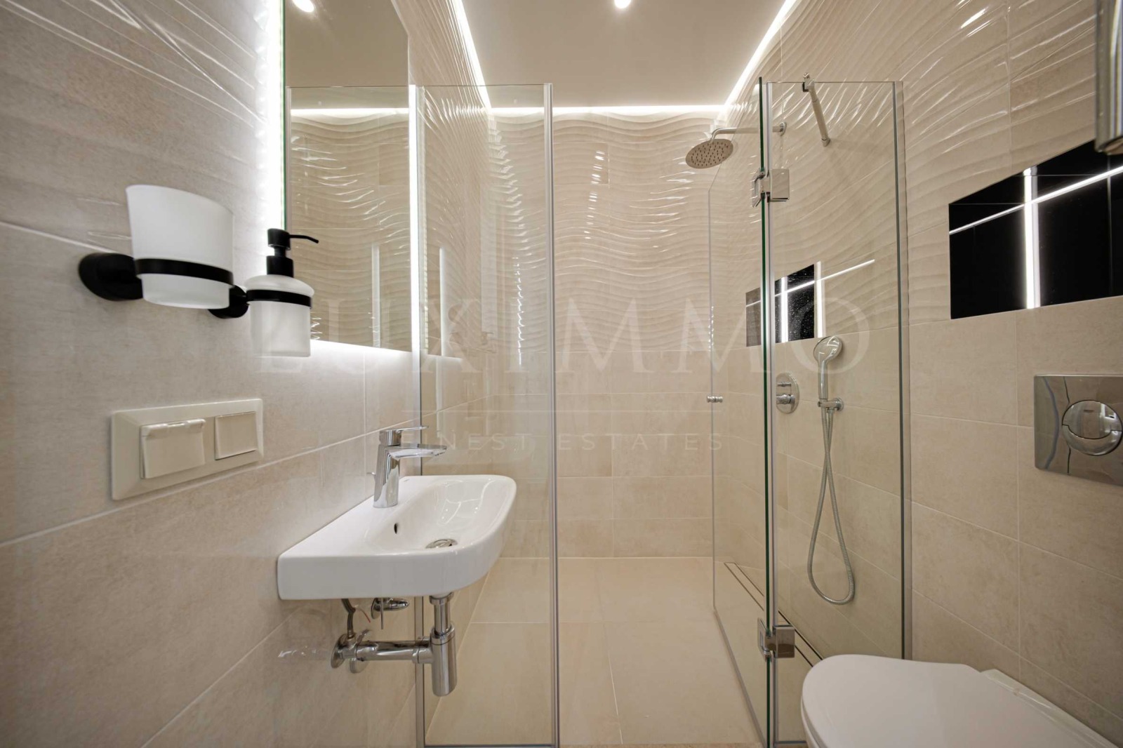 Продава 3-СТАЕН, гр. София, Лозенец, снимка 16 - Апартаменти - 54254132