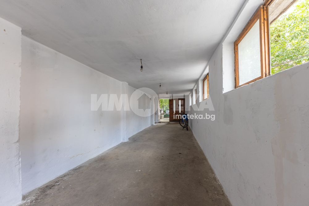 Продава ЕТАЖ ОТ КЪЩА, гр. Варна, Аспарухово, снимка 17 - Етаж от къща - 55259654