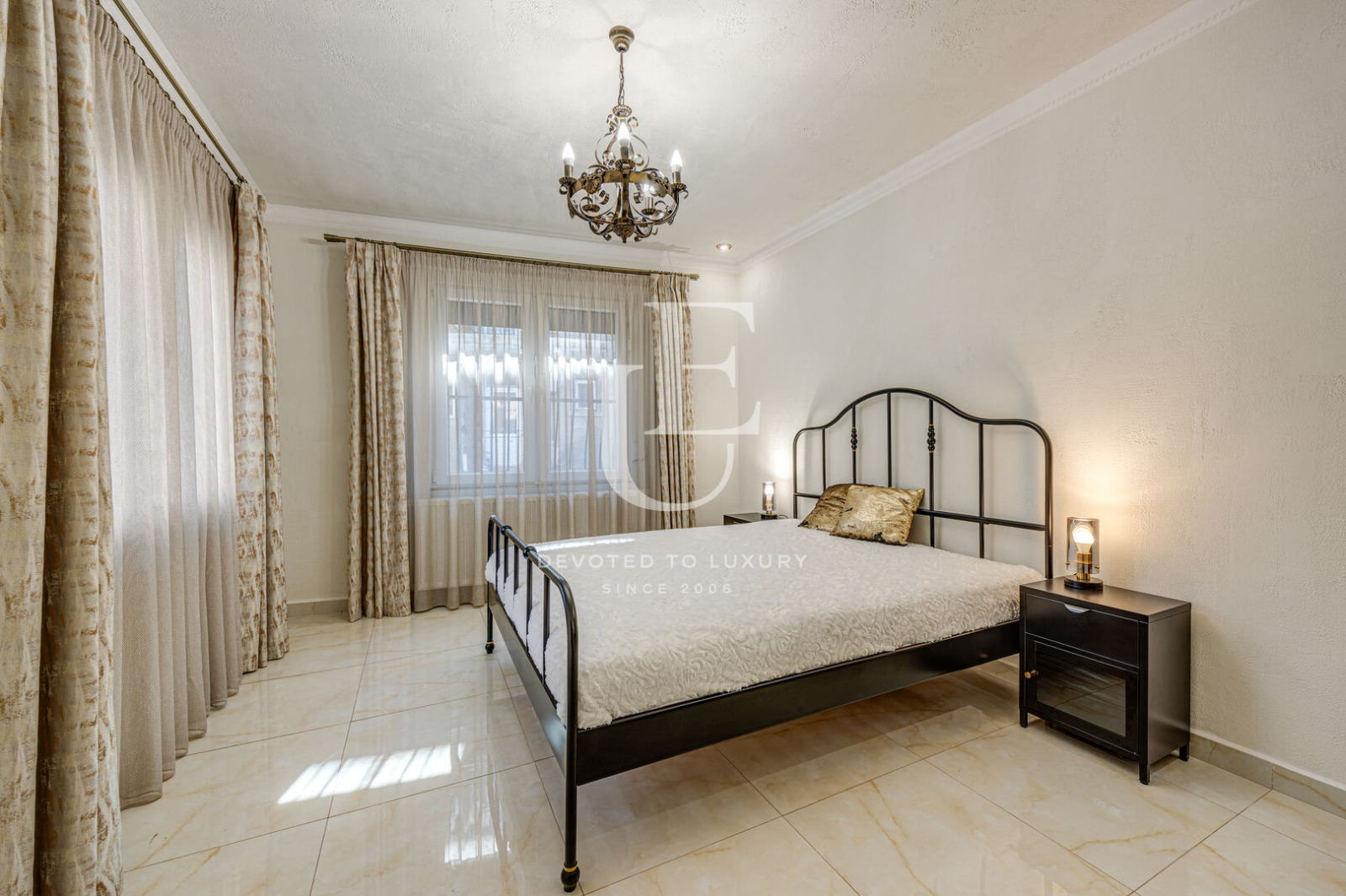 Продава КЪЩА, гр. София, Оборище, снимка 13 - Къщи - 55231654