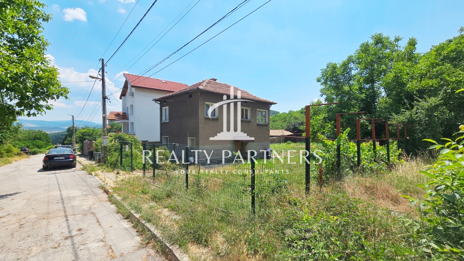 Продава КЪЩА, с. Кралев дол, област Перник, снимка 2 - Къщи - 55441380