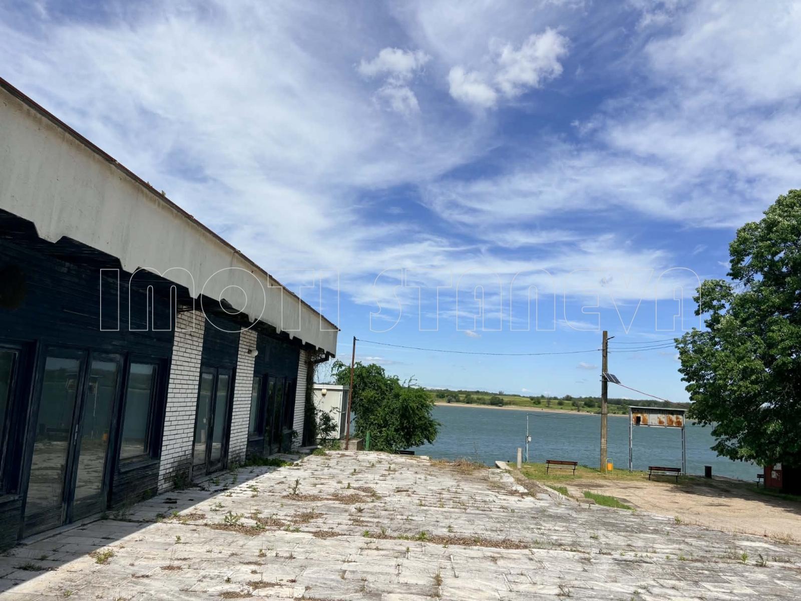 Продава ЗАВЕДЕНИЕ, с. Ново село, област Видин