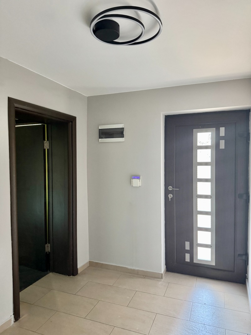 Продава  Къща област Плевен , с. Гривица , 440 кв.м | 93193321 - изображение [13]