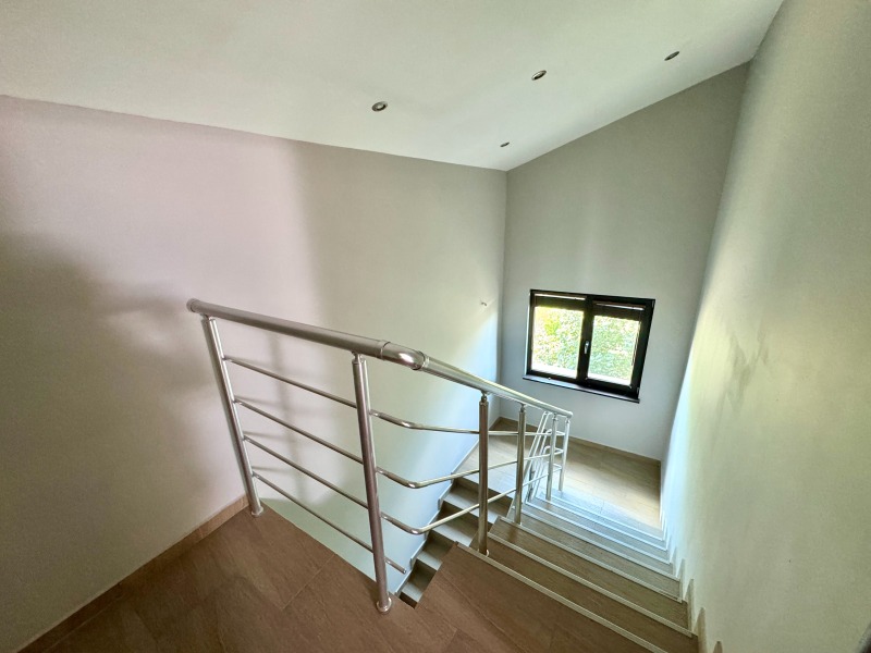 Продава  Къща област Плевен , с. Гривица , 440 кв.м | 93193321 - изображение [14]