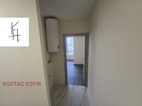 1 quarto Trochevo, Varna 12