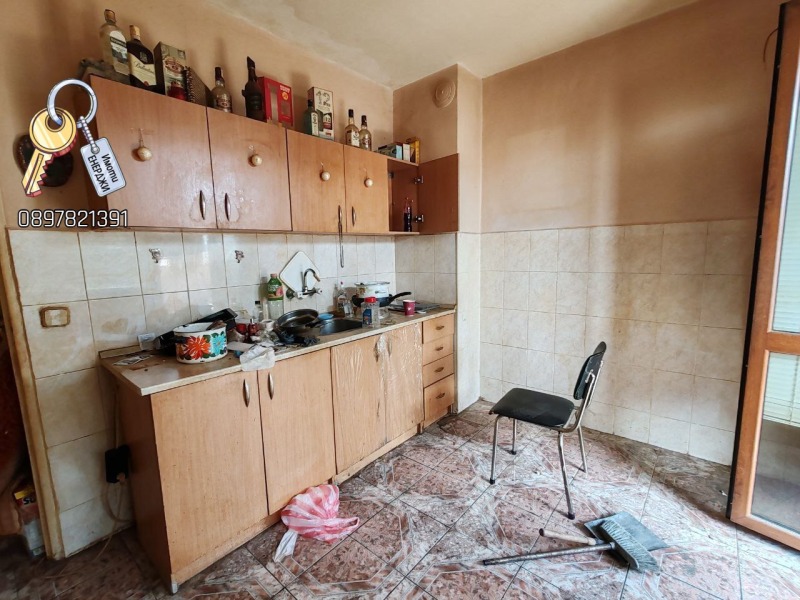 Продава  1-стаен град Плевен , Широк център , 51 кв.м | 38633229 - изображение [5]