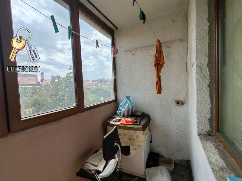 Продава  1-стаен град Плевен , Широк център , 51 кв.м | 38633229 - изображение [7]