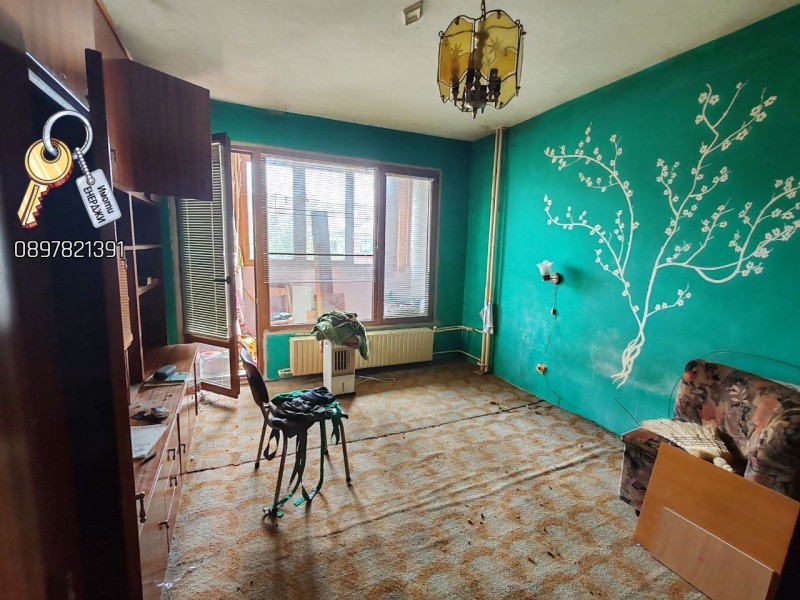 Продава  1-стаен град Плевен , Широк център , 51 кв.м | 38633229 - изображение [2]