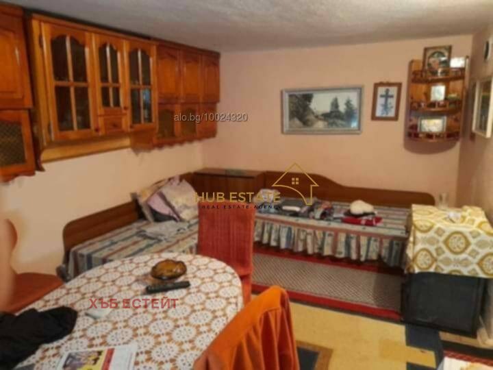 Till salu  Hus region Dobrich , Ptjelarovo , 85 kvm | 27533357 - bild [7]