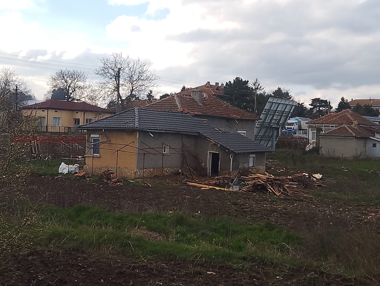 Продава КЪЩА, с. Карапелит, област Добрич, снимка 2 - Къщи - 53944478