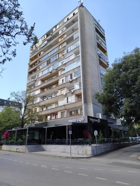 Eladó 1 hálószoba