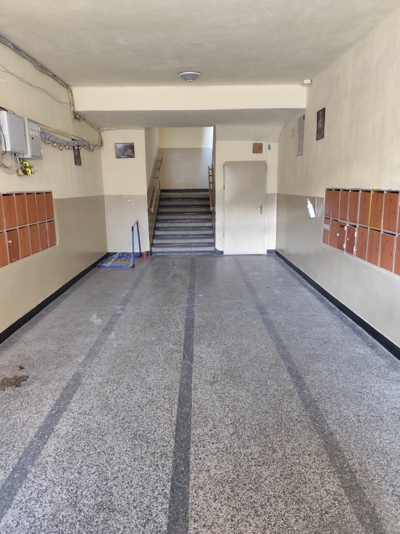 Продава  2-стаен град Стара Загора , Център , 60 кв.м | 93067530 - изображение [3]