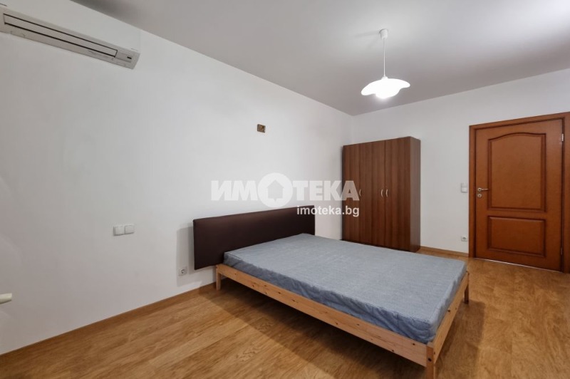 Продава 3-СТАЕН, гр. София, Медицинска академия, снимка 2 - Aпартаменти - 47103931