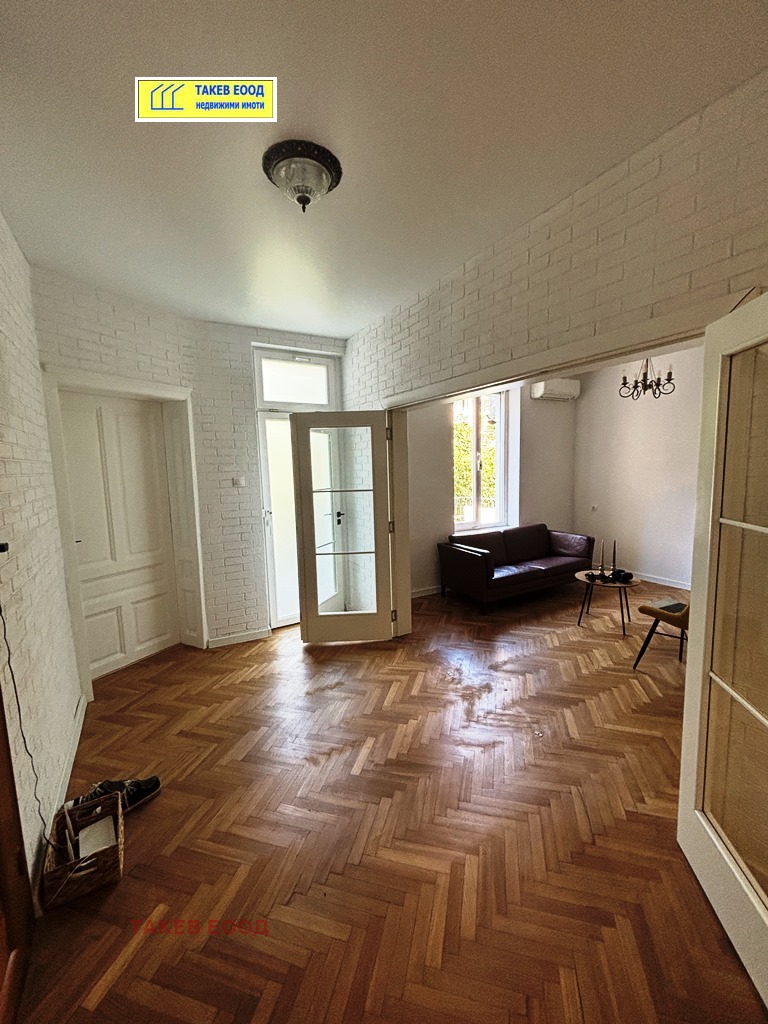 Продава  3-стаен град София , Център , 101 кв.м | 41750502