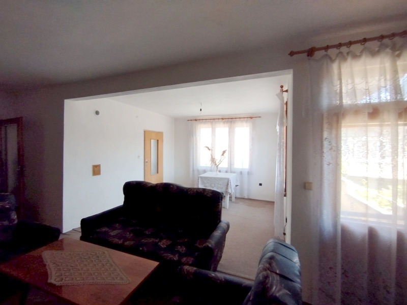 Продава КЪЩА, гр. Бяла, област Русе, снимка 8 - Къщи - 53536420