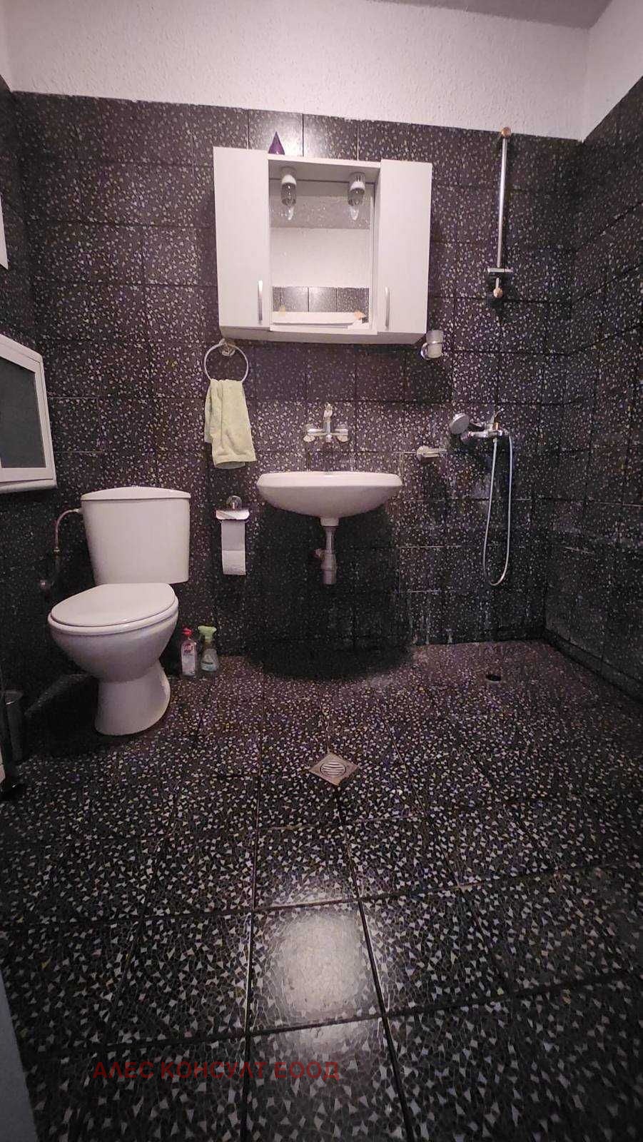 Продава 3-СТАЕН, гр. София, Лагера, снимка 13 - Апартаменти - 56575178