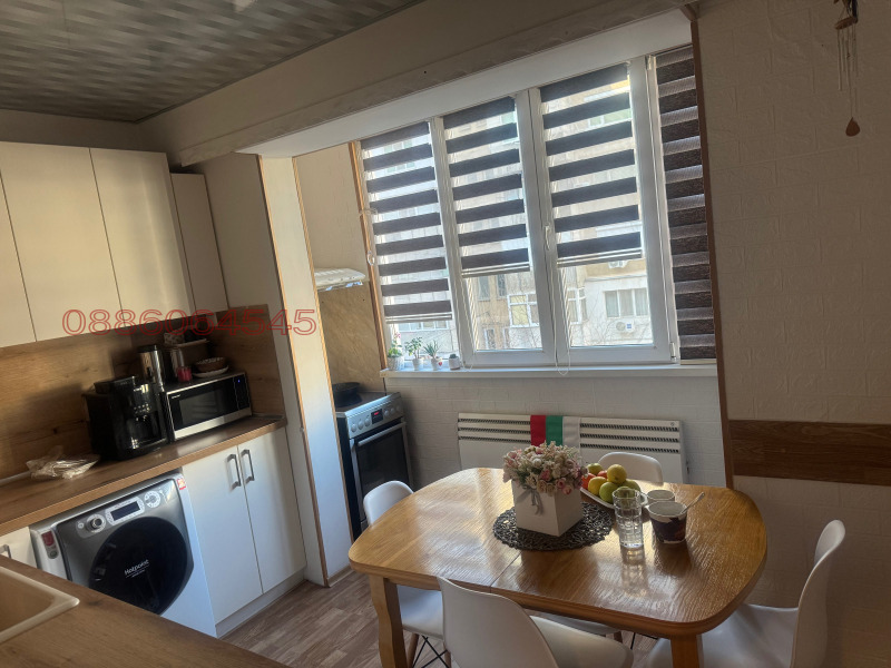 Продава 2-СТАЕН, гр. Ловеч, Широк център, снимка 11 - Апартаменти - 52784179