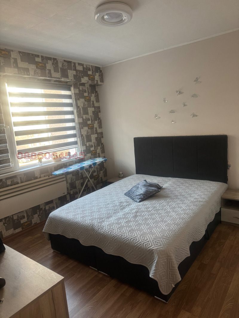 Продава 2-СТАЕН, гр. Ловеч, Широк център, снимка 2 - Апартаменти - 52784179