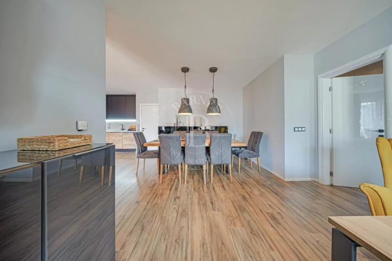 En venta  3+ dormitorios Sofia , Krastova vada , 168 metros cuadrados | 54329314
