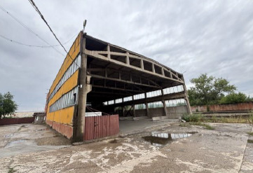 Продава ПРОМ. ПОМЕЩЕНИЕ, гр. Мездра, област Враца, снимка 2 - Производствени сгради - 52687272