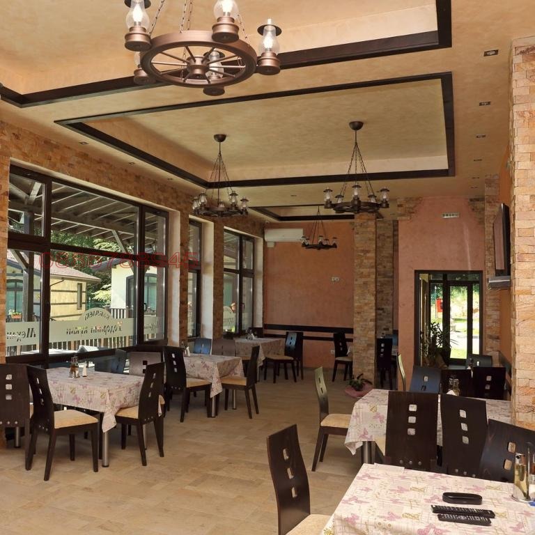 Продава ХОТЕЛ, с. Спанчевци, област Монтана, снимка 14 - Хотели - 54305025