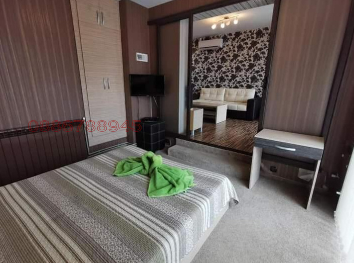 Продава ХОТЕЛ, с. Спанчевци, област Монтана, снимка 11 - Хотели - 54305025