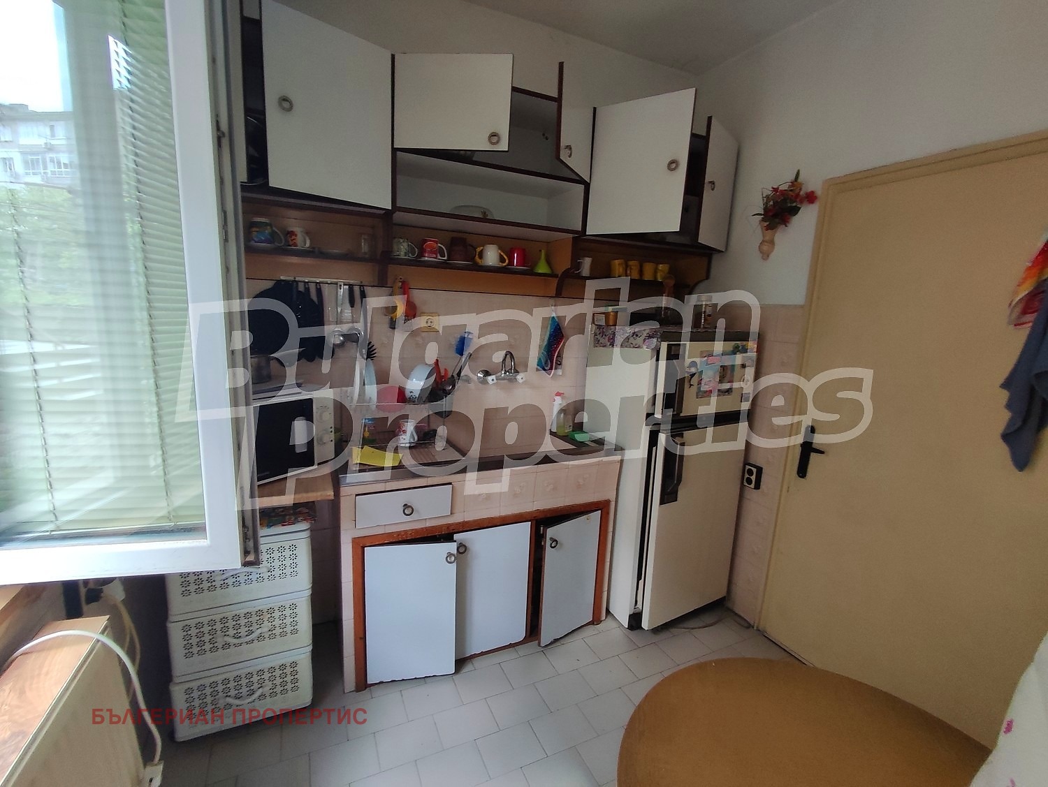 Продава ЕТАЖ ОТ КЪЩА, гр. Шумен, Център, снимка 7 - Етаж от къща - 54588523