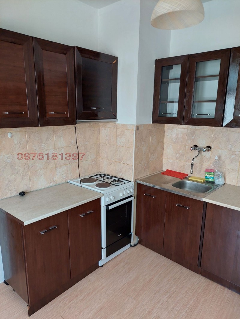 Продава  2-стаен град Перник , Мошино , 68 кв.м | 54146907 - изображение [6]