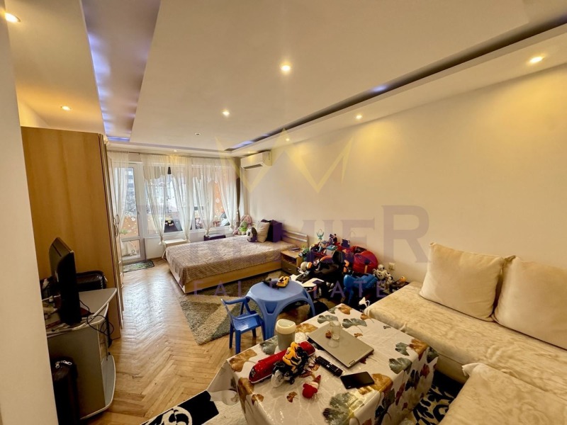 Продава 3-СТАЕН, гр. Варна, Младост 1, снимка 2 - Апартаменти - 53202548