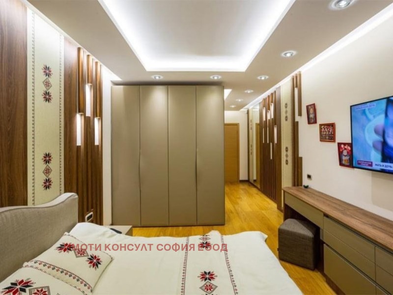 De vânzare  3 dormitoare Sofia , Lozeneț , 230 mp | 38546530 - imagine [8]