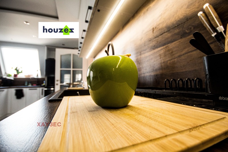 Продава МНОГОСТАЕН, град София, Лозенец • 950000 € / 1858038.50 лв. • 25496762 1