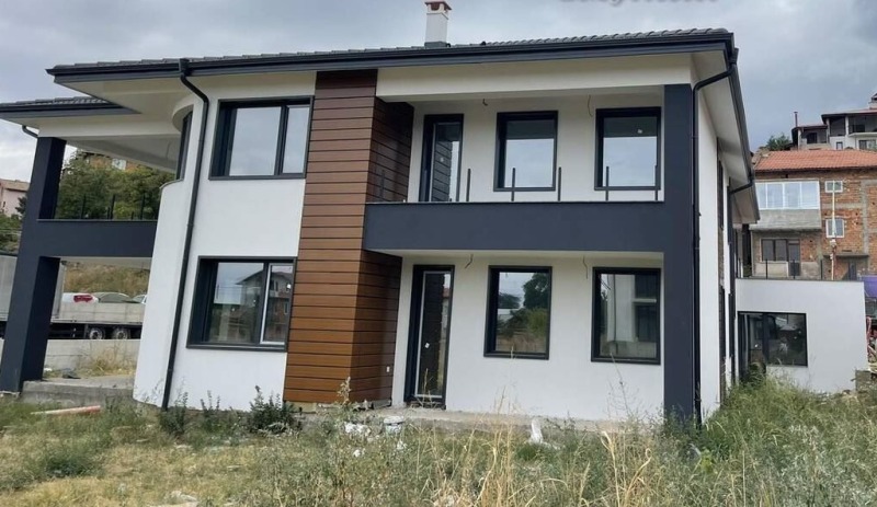 Na sprzedaż  Dom region Płowdiw , Parwenec , 450 mkw | 74574476