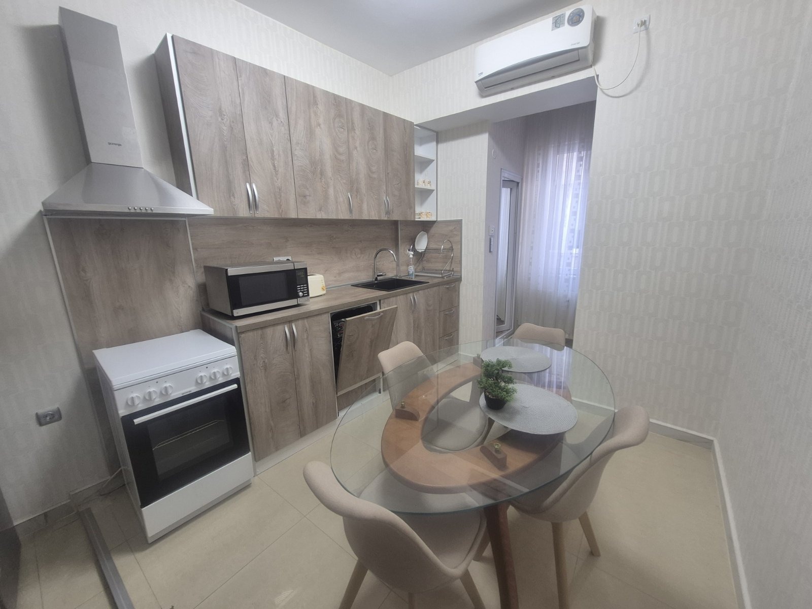Продава 3-СТАЕН, гр. Плевен, Идеален център, снимка 11 - Апартаменти - 56673356