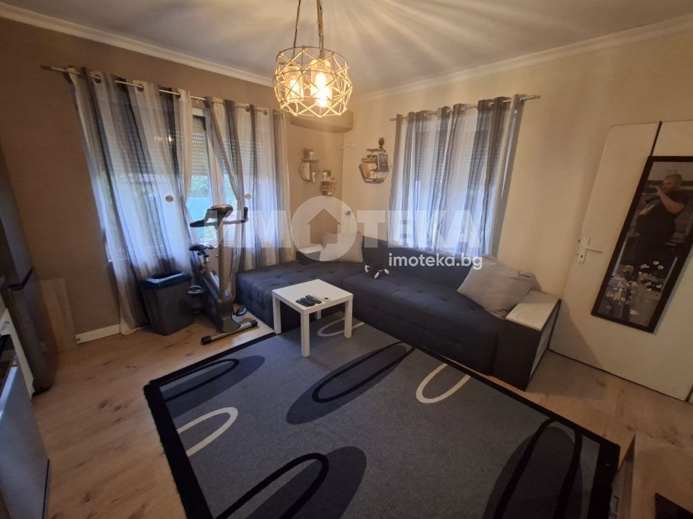 Продава КЪЩА, с. Черноземен, област Пловдив, снимка 9 - Къщи - 54616515