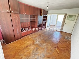 2 bedroom Tsentar, Razgrad 1