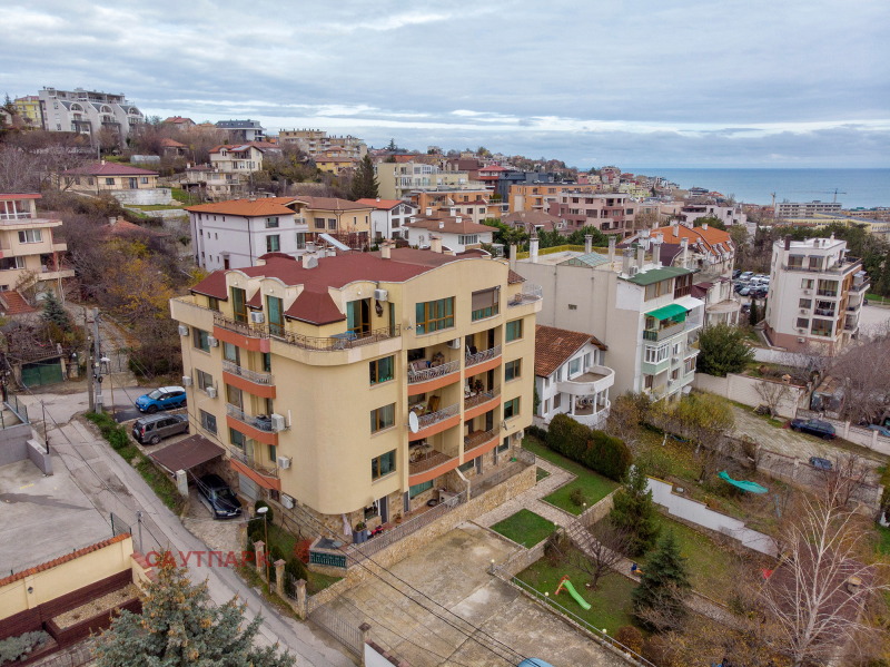 Продава 3-СТАЕН, гр. Варна, Бриз, снимка 13 - Aпартаменти - 48263056