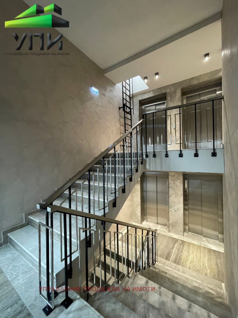 Продава 4-СТАЕН, гр. София, Изгрев, снимка 3 - Апартаменти - 52475611